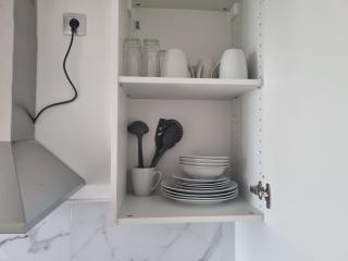 F3 ,appartement climatisé neuf, magnifique vue sur mer et aéroport, proche tram et gare sncf 1 min,aéroport 3 minutes, 3 rooms, new AC apartment, magnificent sea and airport views, close to tram and SNCF train station 1 min, airport 3 min - 2