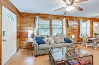 Cabin with Hot Tub, Near Smoky Mountains Natl Park! - Whittier - 7