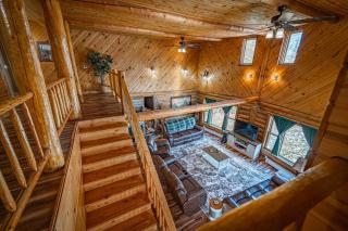 Woodland Haven Serene Log Retreat with Sauna - - 7
