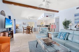 Ami Du Soleil Steps To The Beach, Heated Pool - Anna Maria - 1