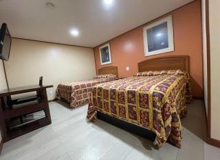 Travelers Motor Lodge - North Smithfield - 0