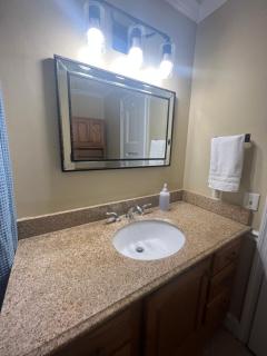 2BR private Duplex, quiet, central,remodeled - 3