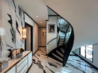 Luxury Pool Villa 5BR 12pax with Private Lift in Ekkamai - Bangkok - 3