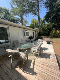4-bedroom Duplex with AC and WiFi in Dalton GA - 5