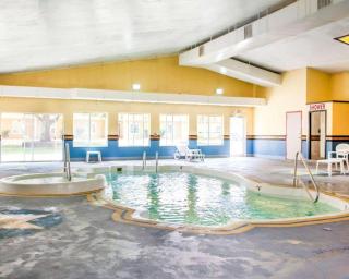 Quality Inn & Suites Kansas City - Independence I-70 East - 9