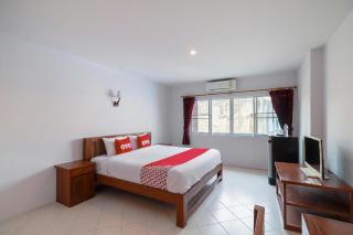 OYO 794 Nice Mum Lodge - 0