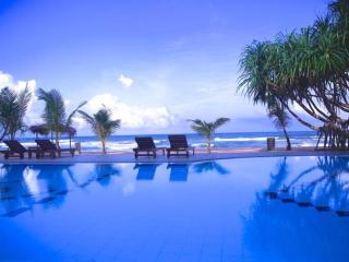 Whispering Palms Hotel - Bentota - 3