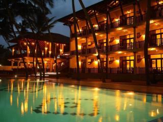 Whispering Palms Hotel - Bentota - 2