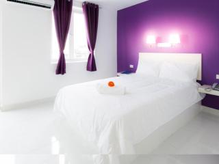 Hotel Zing Phnom Penh - Phnom Penh - 1