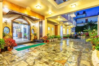 Da Yatra Courtyard Hotel & Resort - Pokhara - 7