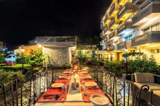 Da Yatra Courtyard Hotel & Resort - Pokhara - 4