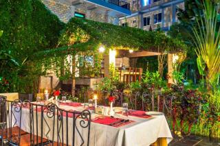 Da Yatra Courtyard Hotel & Resort - 2