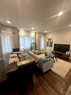 Luxe 3bd2bth Apt 15min to NYC & Met Life free prkg - 0