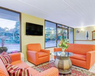 Rodeway Inn Norcross - 9