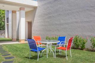 Howard Johnson Hotel & Conference Center by Wyndham Salem - 5