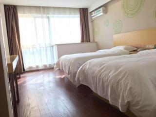 GreenTree Inn Yancheng Jiefang Road Express Hotel - Yancheng - 5