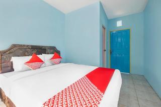 Hotel O RF Homestay - 2