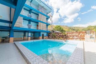 RedDoorz Premium @ Casa Ghilda Resort Olongapo City - 1