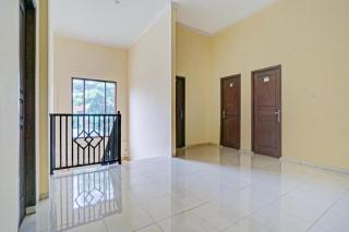 Collection O 90693 ORCHID EDOTEL Boyolangu - Tulungagung - 2