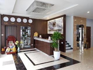Helen Halong Hotel - Hạ Long - 9