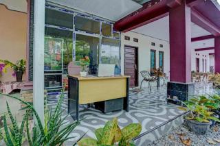 OYO 92464 Efniati Homestay Syariah - Payakumbuh - 9