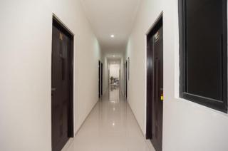 Hanna Residence near RSPI Puri Indah Mitra RedDoorz - 4