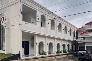 Moresto Hotel Mitra RedDoorz - 7