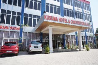 OYO 93205 Kusuma Hotel And Convention Hall - 5