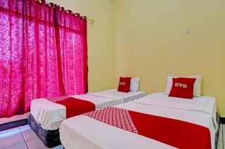OYO 93229 P3 Guest House - Bandung - 0