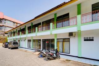 OYO 93229 P3 Guest House - Bandung - 9