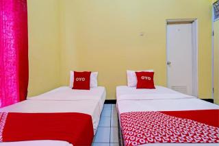 OYO 93229 P3 Guest House - Bandung - 1