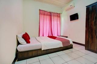 OYO 93224 Fj Guest House - Bandung - 0