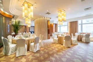 Dekin Hotel Chongqing Jiefangbei - 2