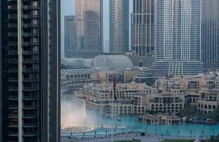 Stunning 3 Bedroom Apartment with Burj Khalifa and Fountain Views - Sleeps 9 - 2 Balconies - Dubai - 0