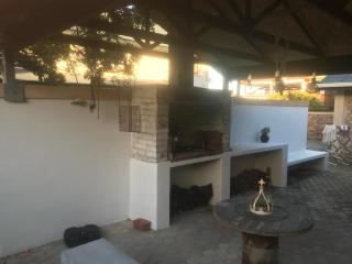 Glentana beach cottage - 1