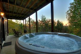 The View Sweeping mountain views gas fireplace game room hot tub - Blue Ridge - 9
