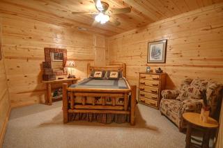 The View Sweeping mountain views gas fireplace game room hot tub - Blue Ridge - 6