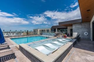 Downtown views! Amazing pool gym hottub Luxury apt - Salt Lake City - 5