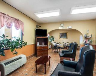 Econo Lodge Inn & Suites I-20, exit 73 - Tuscaloosa - 7