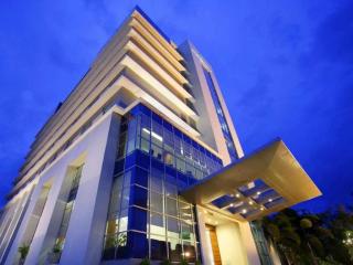 Hotel Santika Makassar - Macáçar - 1