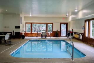 Best Western Fostoria Inn & Suites - Fostoria - 9