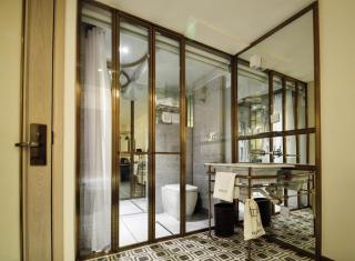 King's Hotel - Hong Kong - 1