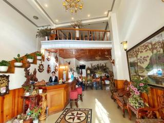 Gold Night Hotel - Dalat - 0