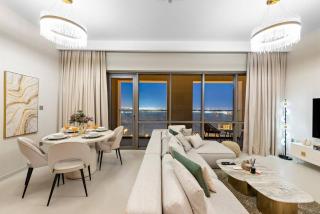 Vida 2BR Luxe Stay Water Views & Dubai Skyline Near Hotspots - Dubai - 9