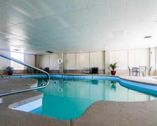 SureStay Hotel - Salina - 9