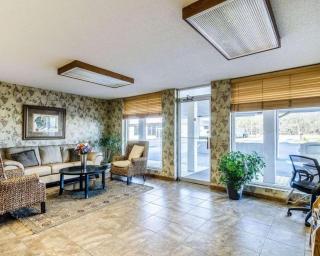 SureStay Hotel - Salina - 6