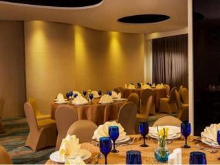 Blue Sky Hotel Petamburan - 1