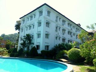 Hotel Suisse - Kandy - 3