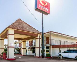 Econo Lodge Inn & Suites Near Bricktown - 5