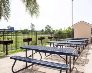 Suburban Extended Stay La Place - Laplace - 7